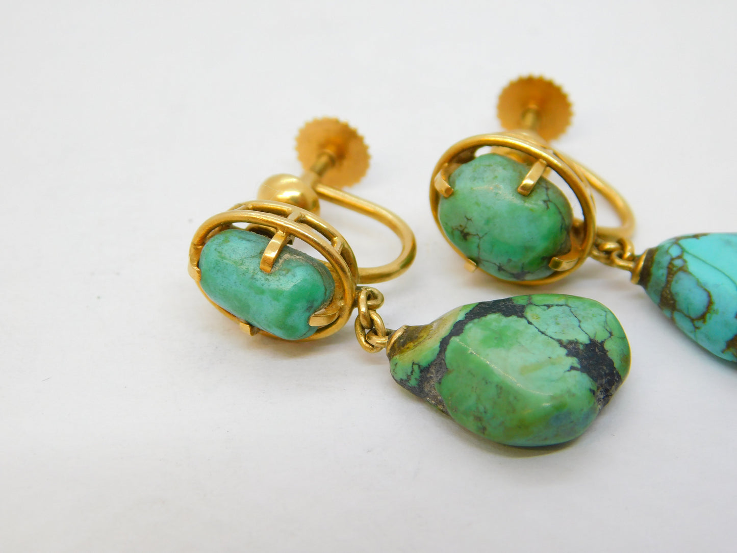 14ct Yellow Gold Raw Turquoise Screw-Back Earrings Antique c1920 Art Deco