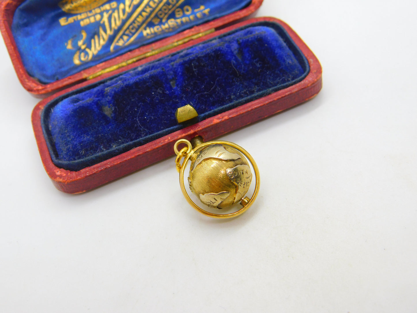 14ct Yellow Gold Rotating Globe Geographical Charm or Pendant Vintage c1970