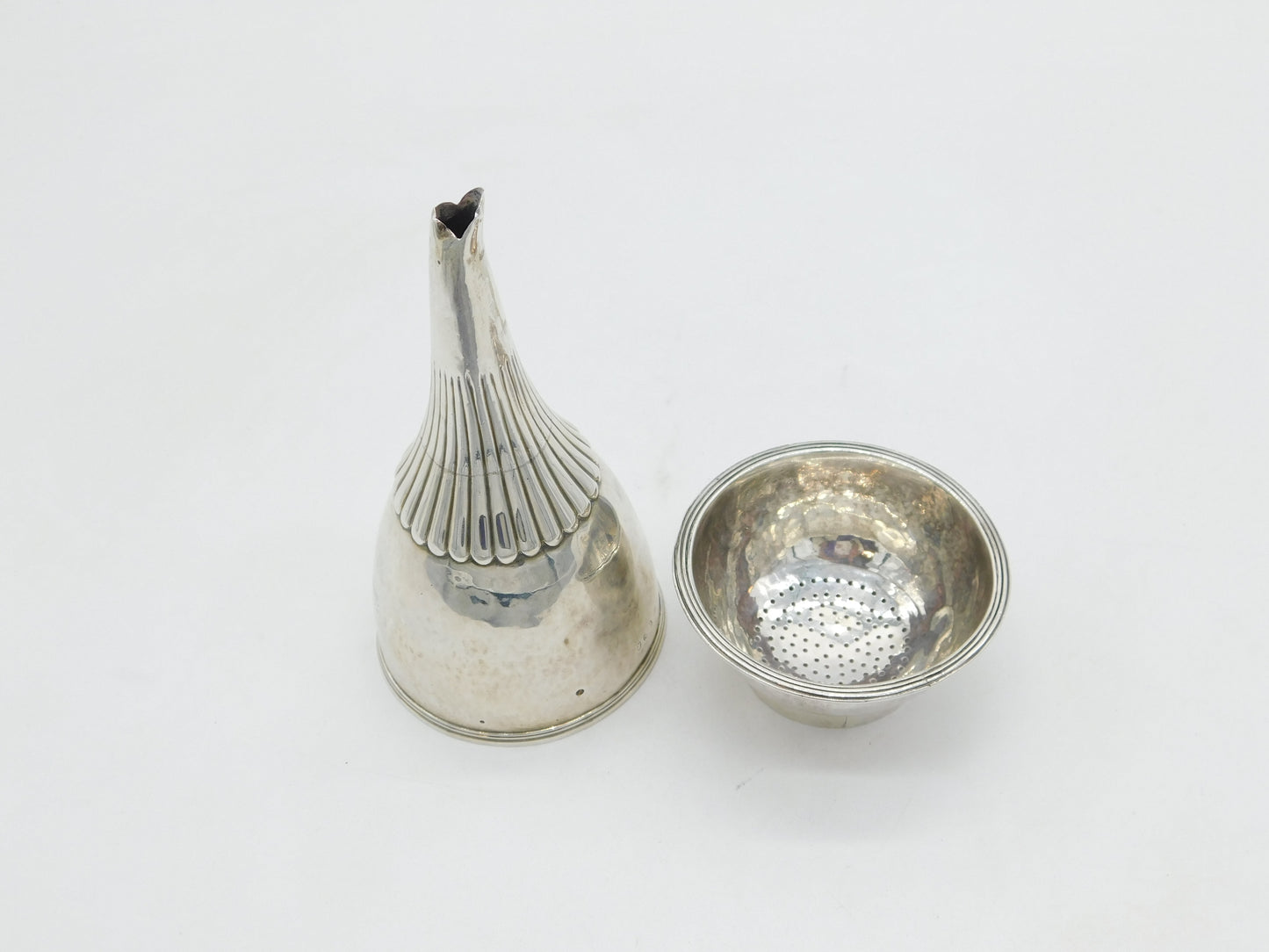 George III Sterling Silver Fluted Heraldic Crest Wine Funnel Antique 1800 London