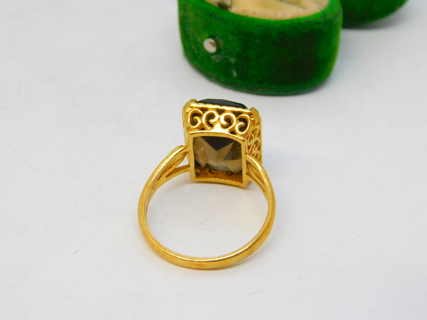 18ct Yellow Gold & Citrine Set Cocktail Dress Ring Vintage c1970