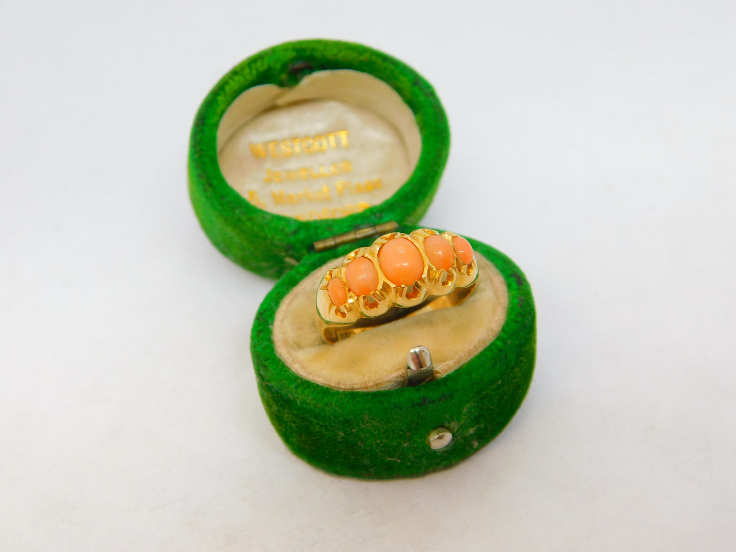 Victorian 18ct Yellow Gold Graduating Red Coral Dress Ring Antique 1898 Birmingham