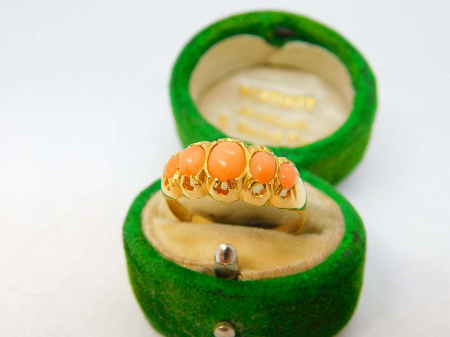 Victorian 18ct Yellow Gold Graduating Red Coral Dress Ring Antique 1898 Birmingham