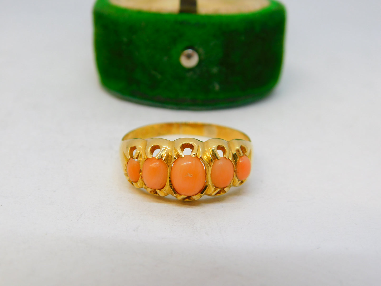Victorian 18ct Yellow Gold Graduating Red Coral Dress Ring Antique 1898 Birmingham