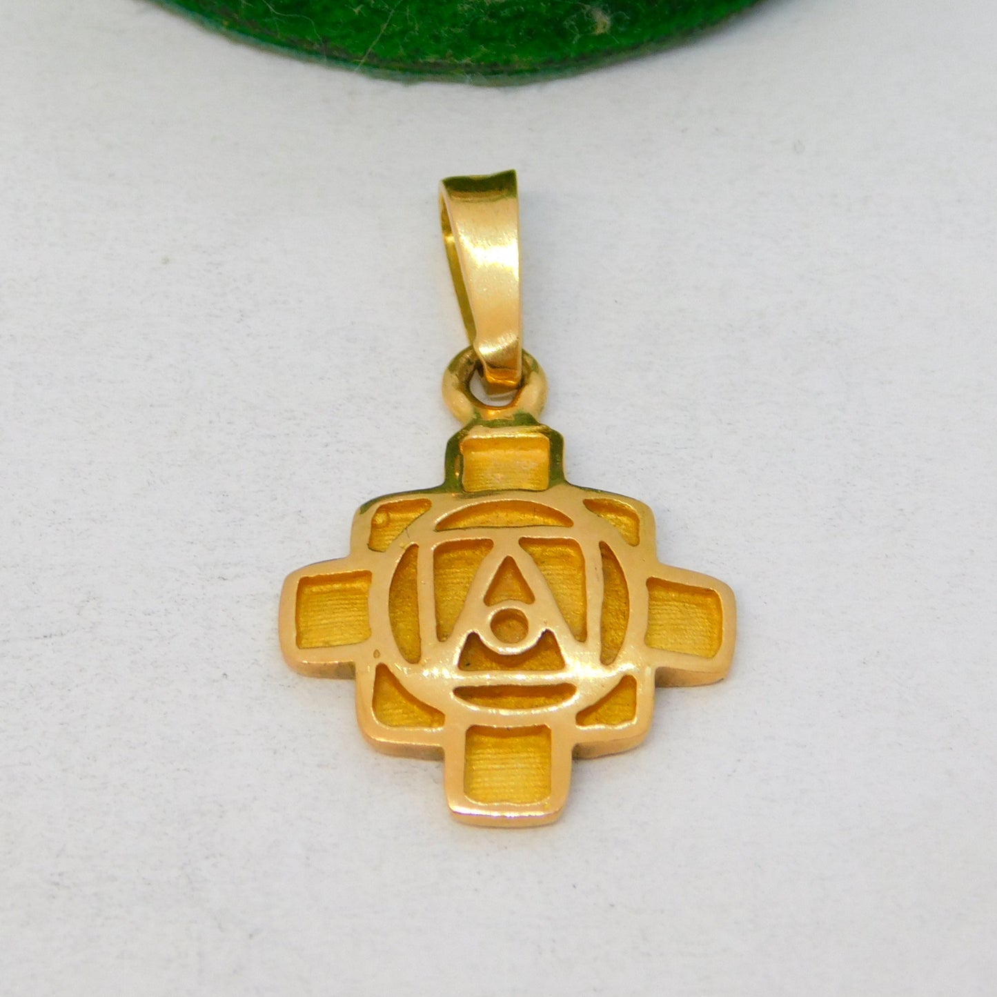 18ct Yellow Gold Rennie Mackintosh Style Nouveau Pendant Vintage c1970