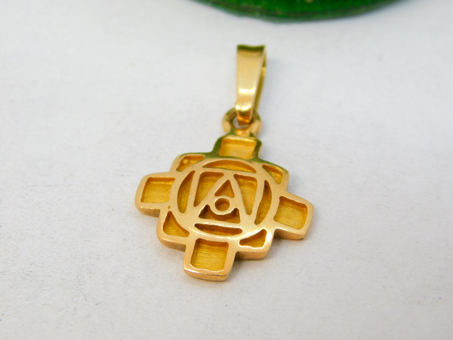 18ct Yellow Gold Rennie Mackintosh Style Nouveau Pendant Vintage c1970