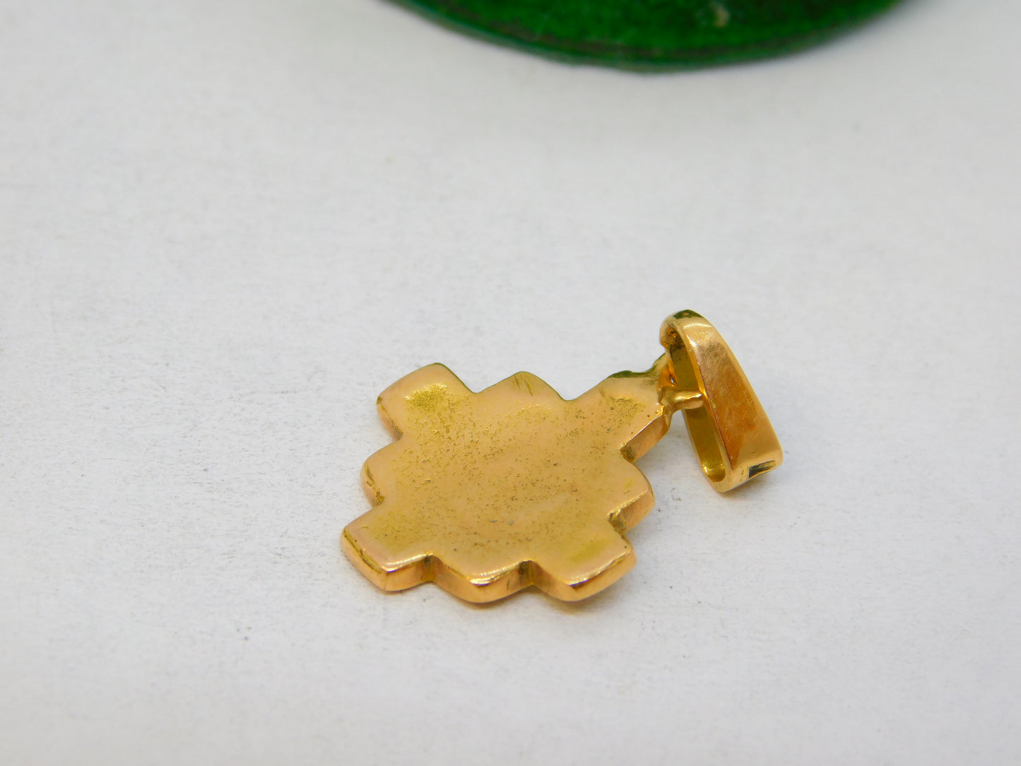18ct Yellow Gold Rennie Mackintosh Style Nouveau Pendant Vintage c1970