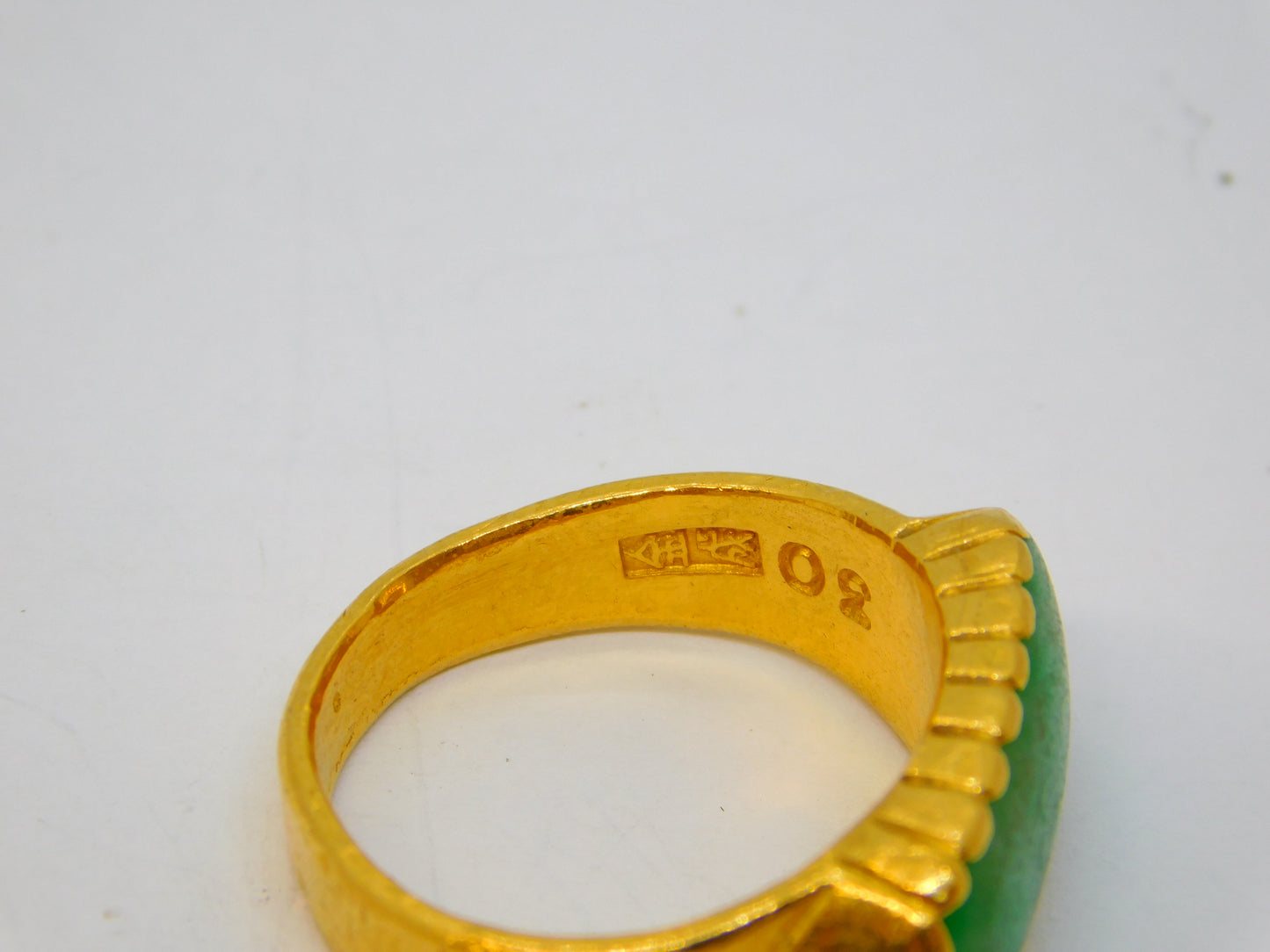 20th Century Chinese 24ct Yellow Gold Green Jade Panel Dress Ring Antique c1920