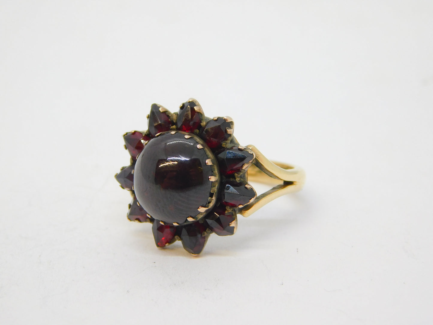 9ct Yellow Gold Bohemian Garnet Set Floral Dress Ring Antique 1921 Birmingham