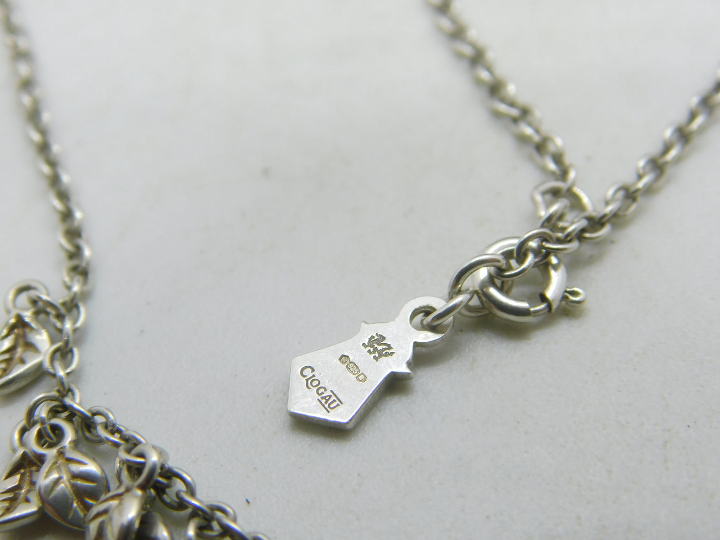 Clogau Welsh Sterling Silver & Peridot Leaf Pattern Necklace Vintage c2000