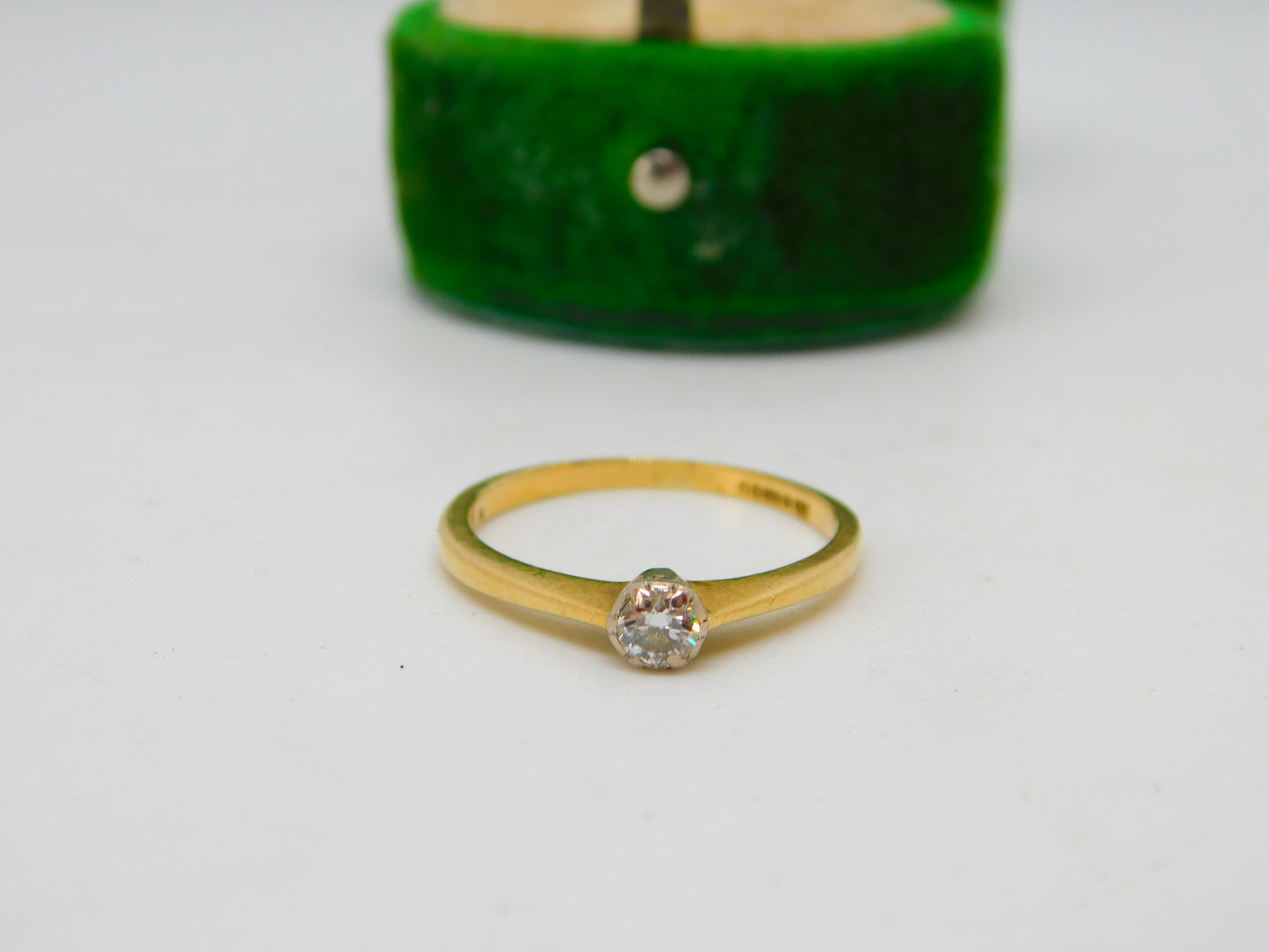 18ct Yellow Gold & 0.1ct Diamond Solitaire Ring Vintage 1959 Birmingham