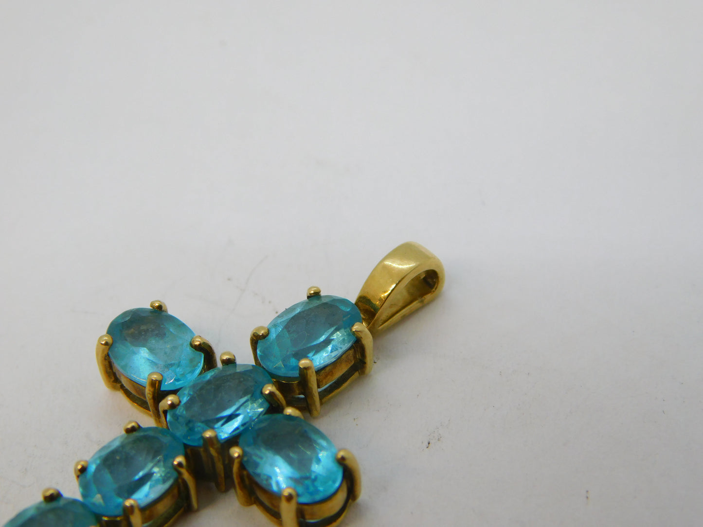 9ct Yellow Gold Blue Topaz Set Cross Pendant Vintage 2007 Birmingham