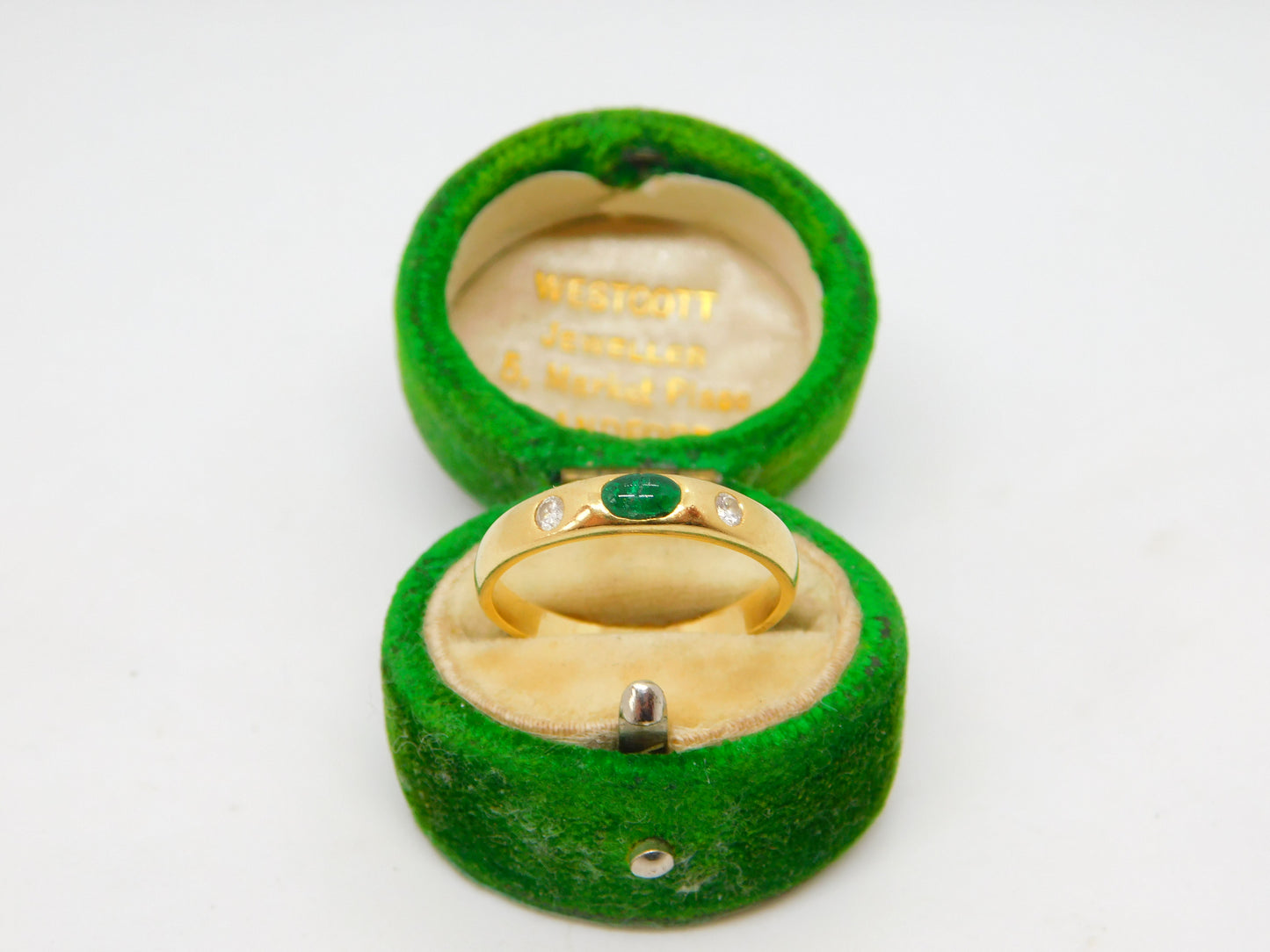 18ct Yellow Gold, Cabochon Emerald & Diamond Dress Ring Vintage c1980