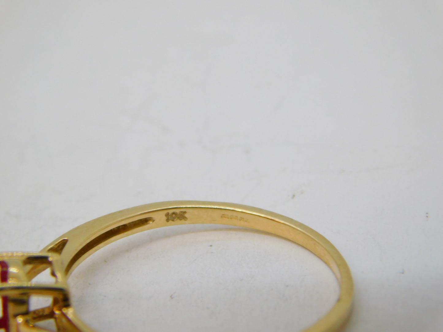 10ct Yellow Gold Cabochon Cut 0.4ct Star Ruby Solitaire Ring Vintage c1990