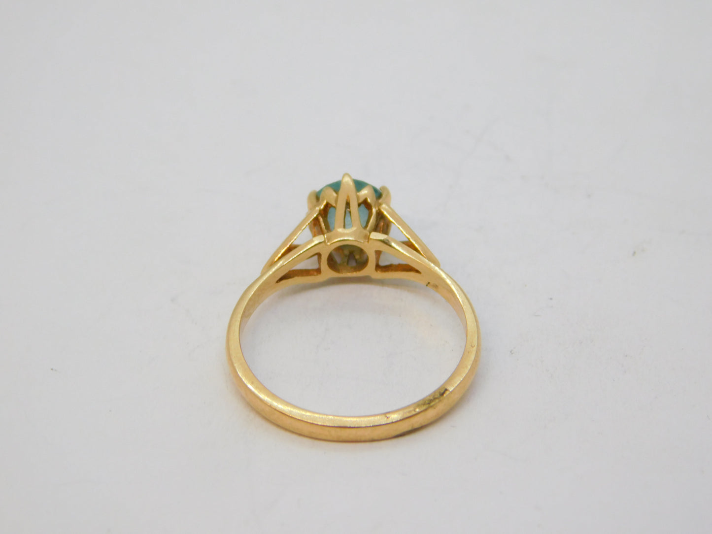 9ct Yellow Gold & Blue Topaz Set Solitaire Ring Vintage 1969 London