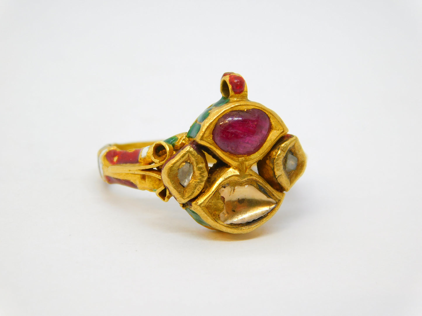 18th Century Mughal High-Carat Gold, Diamond, Ruby & Enamel Ring Antique Indian