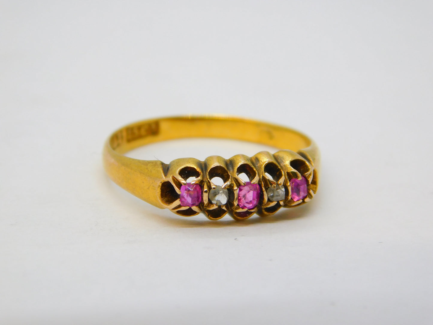 Victorian 15ct Gold, Diamond, Ruby Graduating Boat Ring Antique c1890