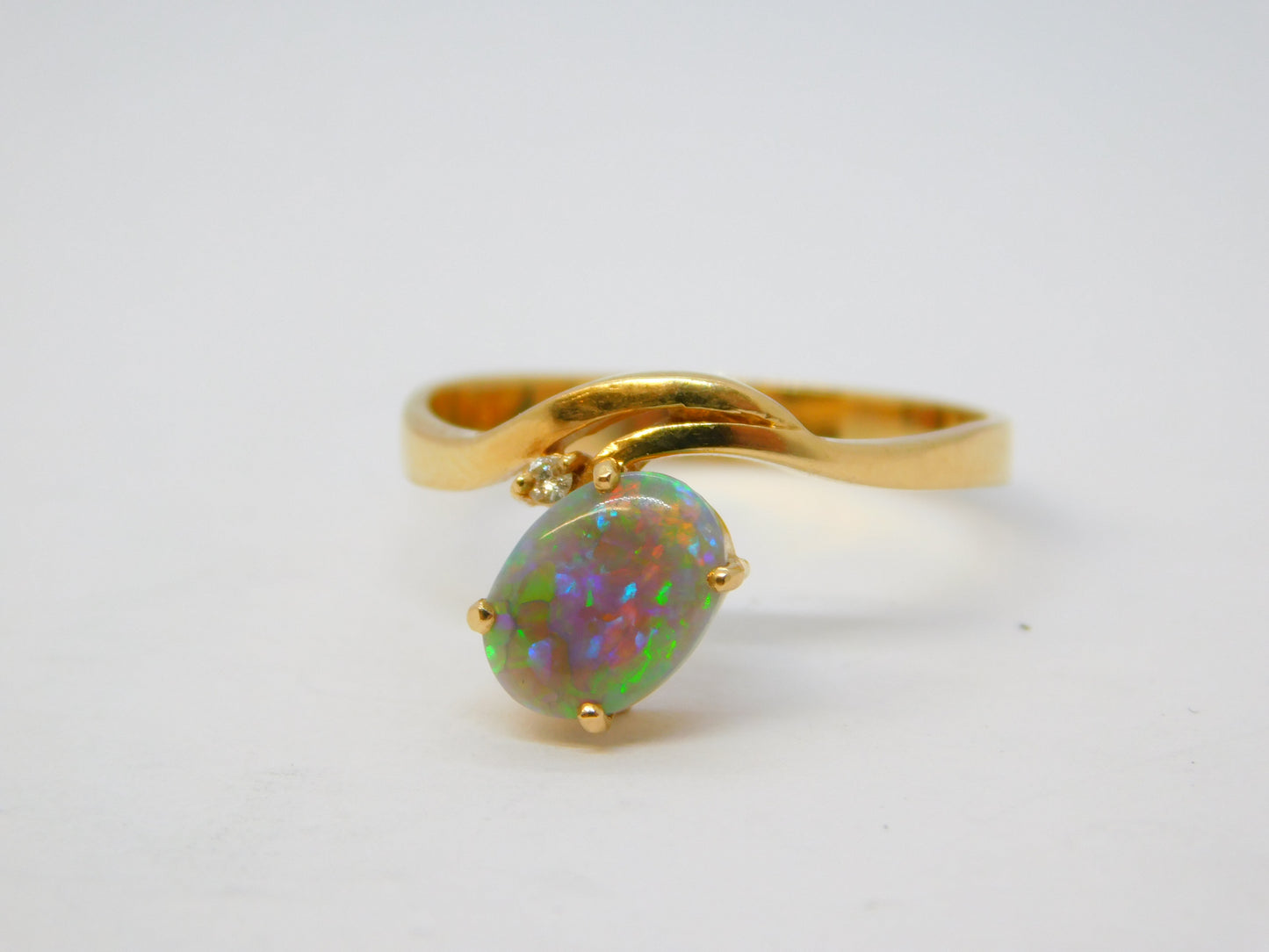14ct Yellow Gold, White Opal & Diamond Crossover Ring Vintage c1970