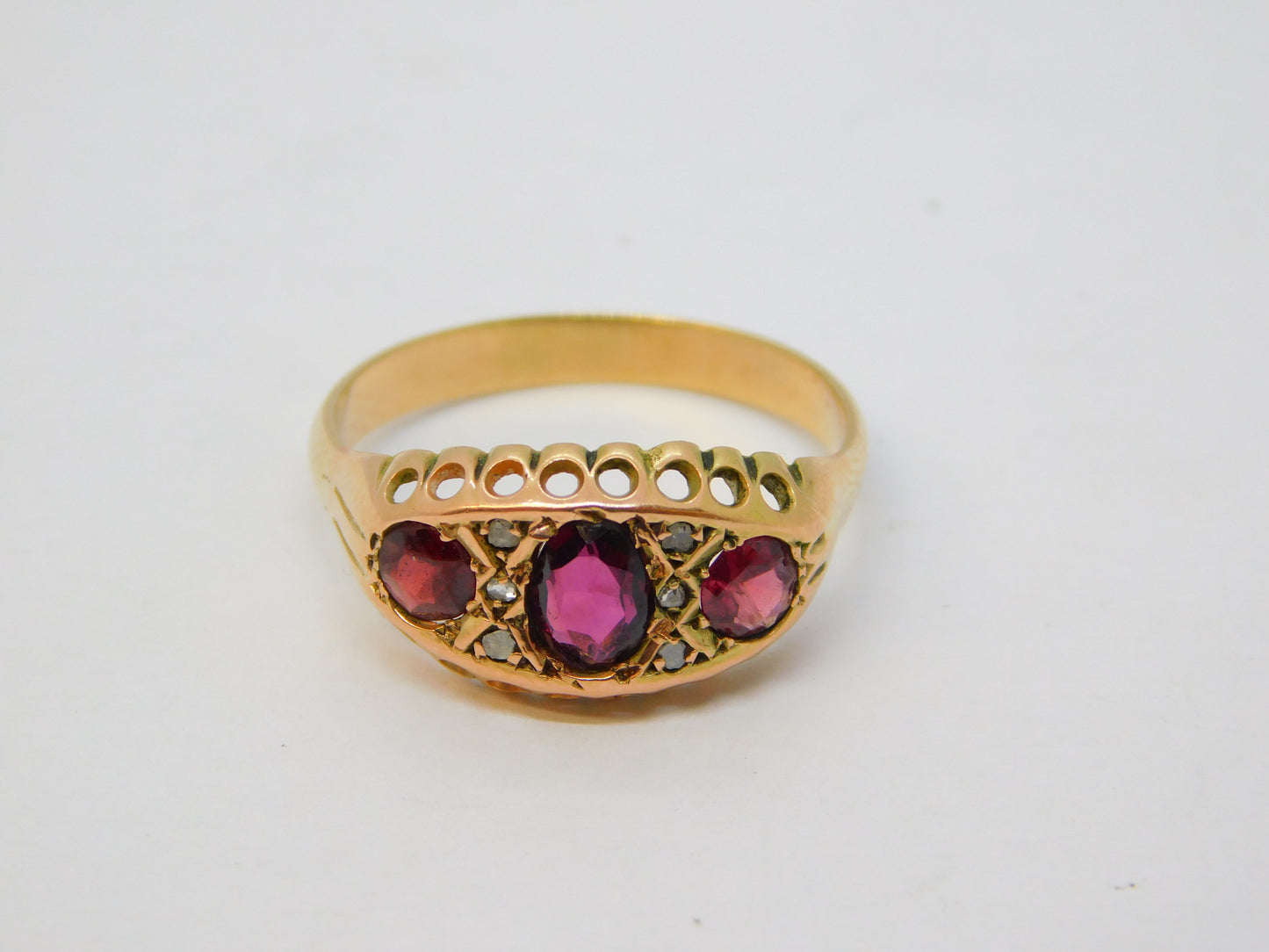9ct Gold, Garnet & White Sapphire Boat Ring Vintage c1970