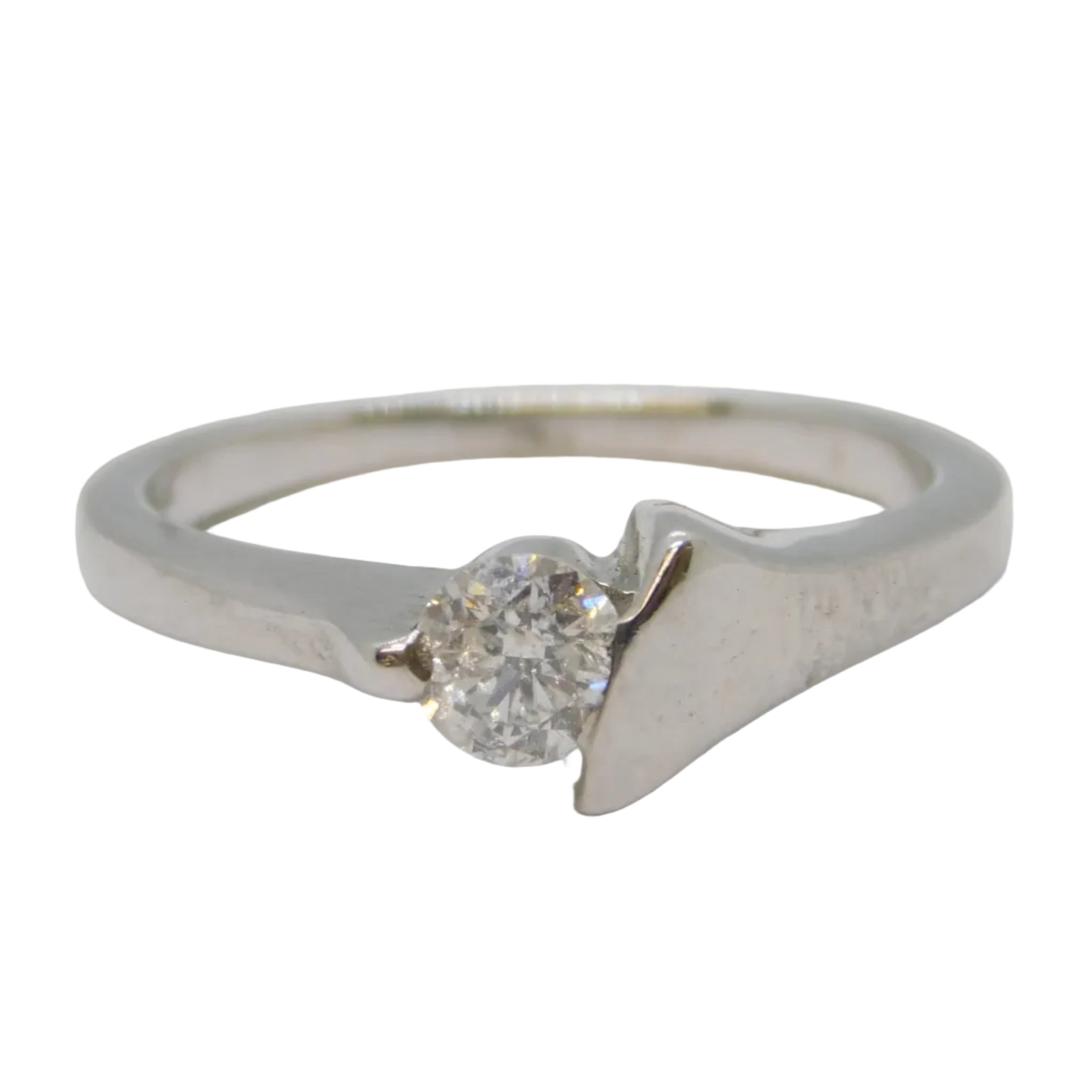18ct White Gold & 0.25ct Brilliant Cut Diamond Engagement or Dress Rin –  Bullionaire Jewellery