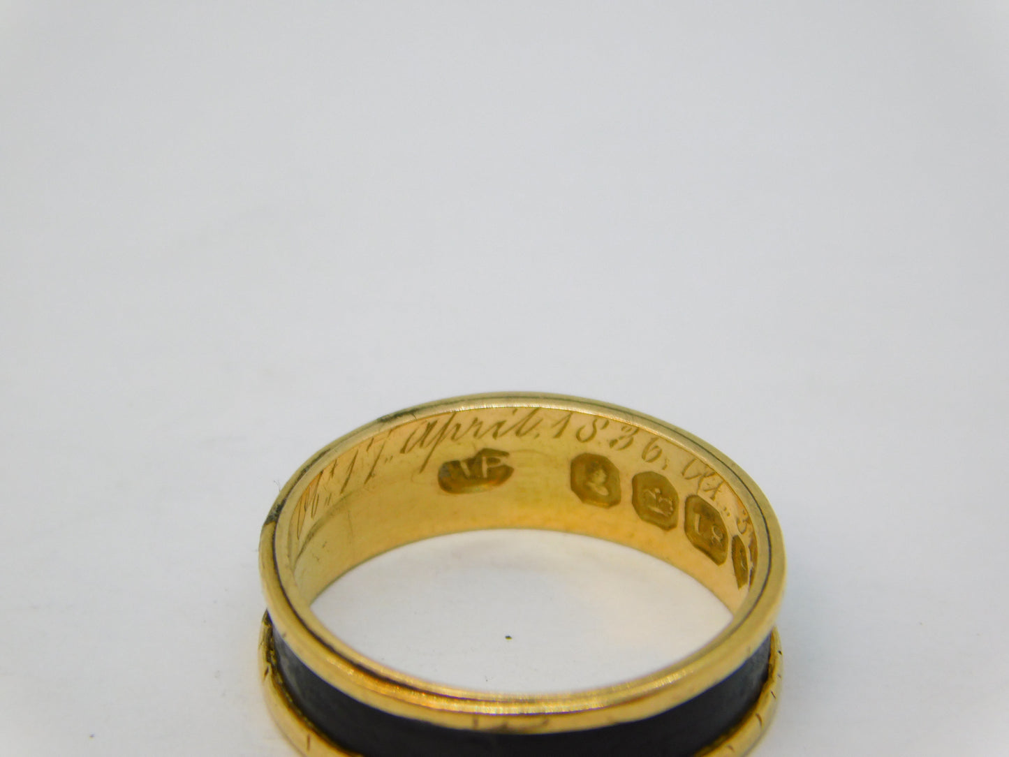 William IV 18ct Gold, Black Enamel Three-Name Mourning Ring Antique 1831 London