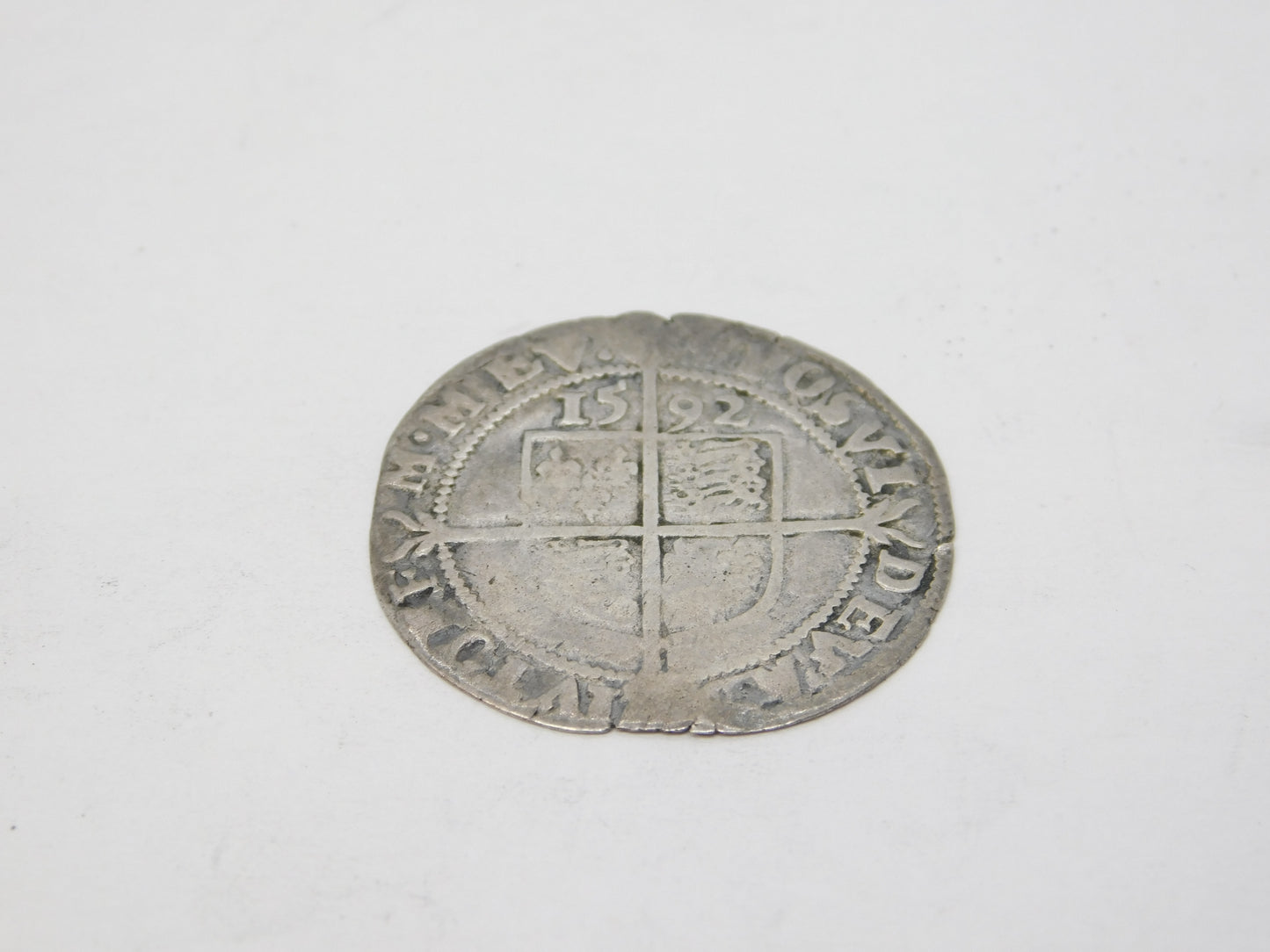 Early-Hammered Elizabeth I Silver Sixpence Coin Antique 1592 Fair Condition