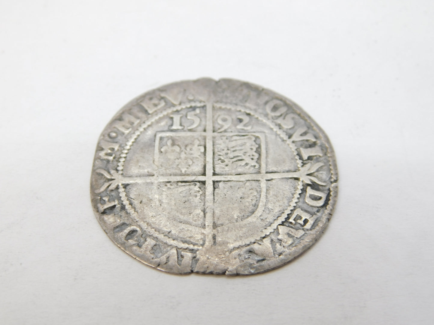 Early-Hammered Elizabeth I Silver Sixpence Coin Antique 1592 Fair Condition