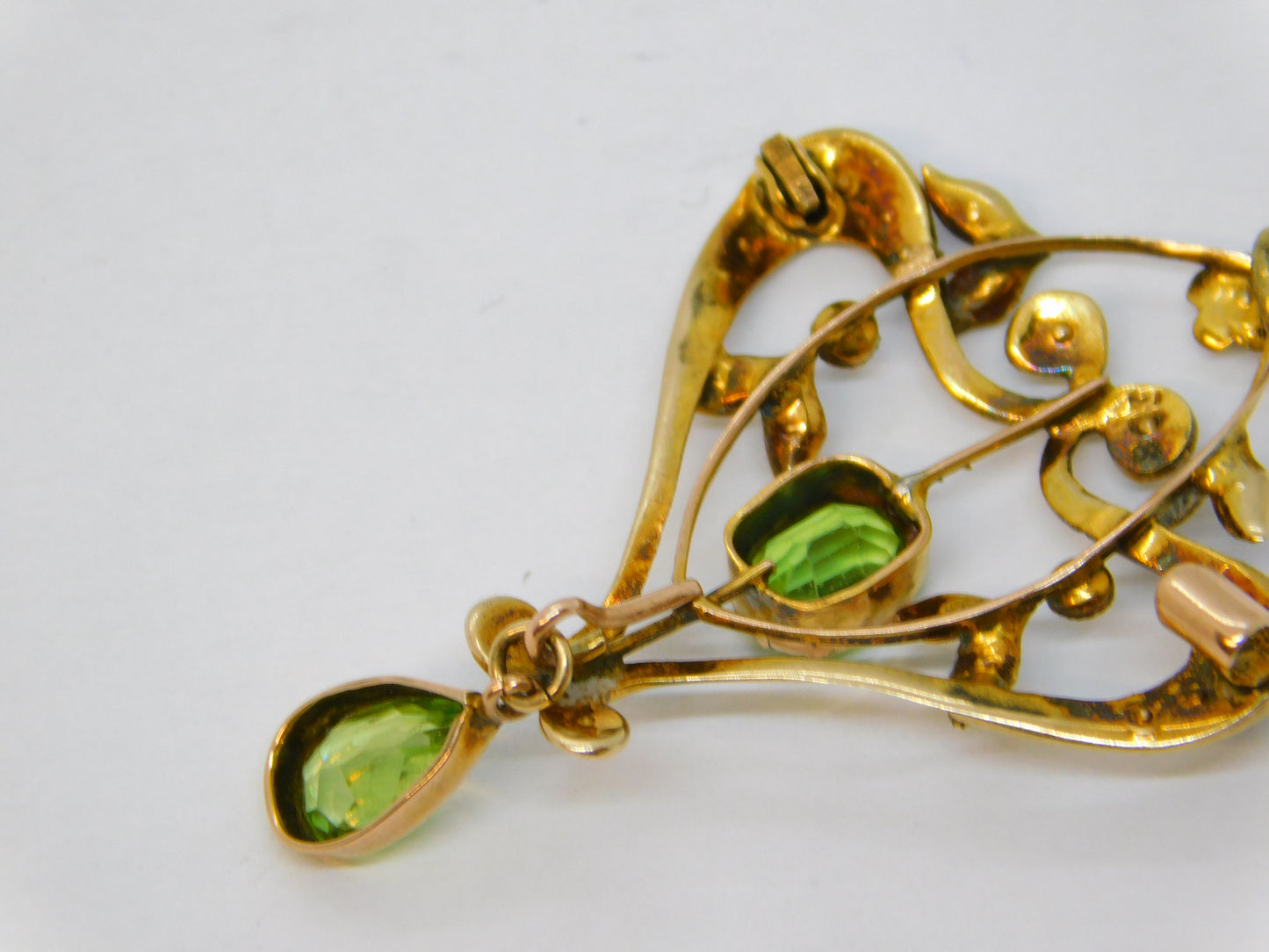 Edwardian 9ct Gold, Peridot, Seed Pearl Suffragette Lavalier Pendant Antique c1910
