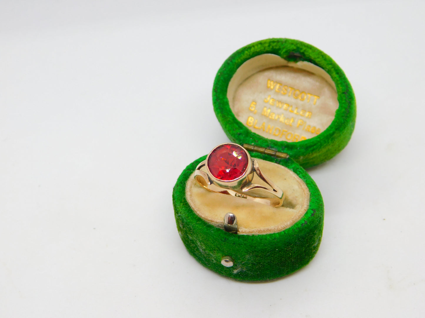 Edwardian 9ct Rose Gold & Natural 2.5ct Red Stone Ring Antique c1910