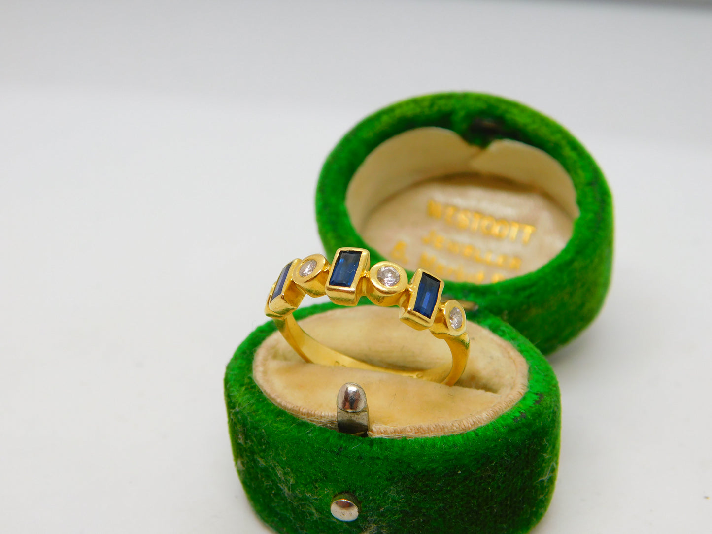 18ct Yellow Gold, Sapphire & Diamond Modernist Band Ring Vintage 1973 London