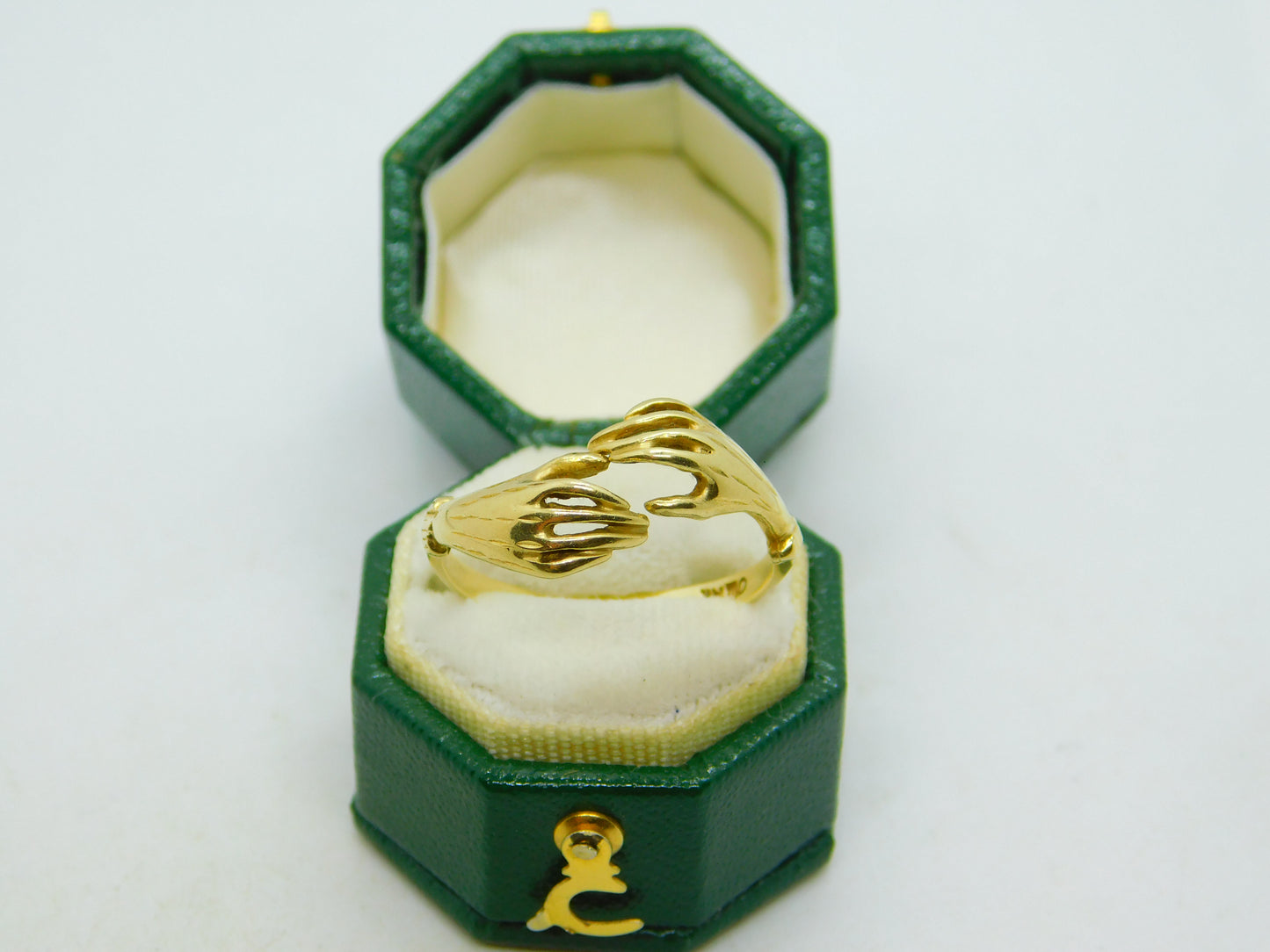 14ct Yellow Gold Grasping Figa Hands Dress Ring Vintage c1970