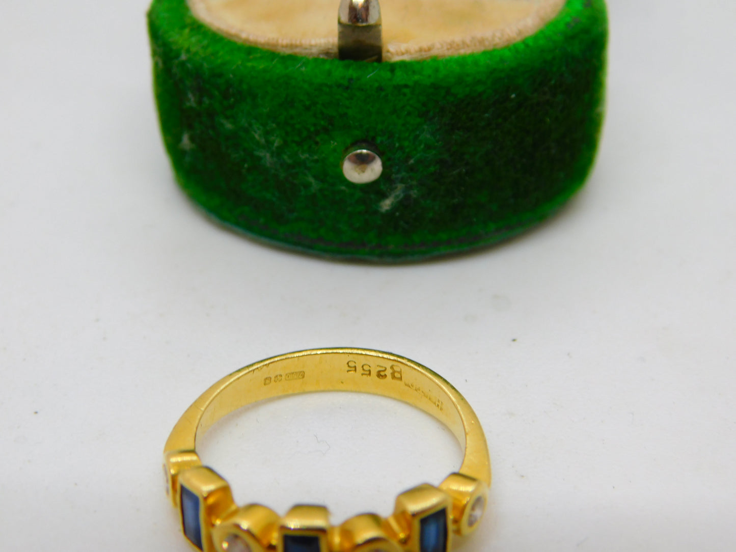 18ct Yellow Gold, Sapphire & Diamond Modernist Band Ring Vintage 1973 London