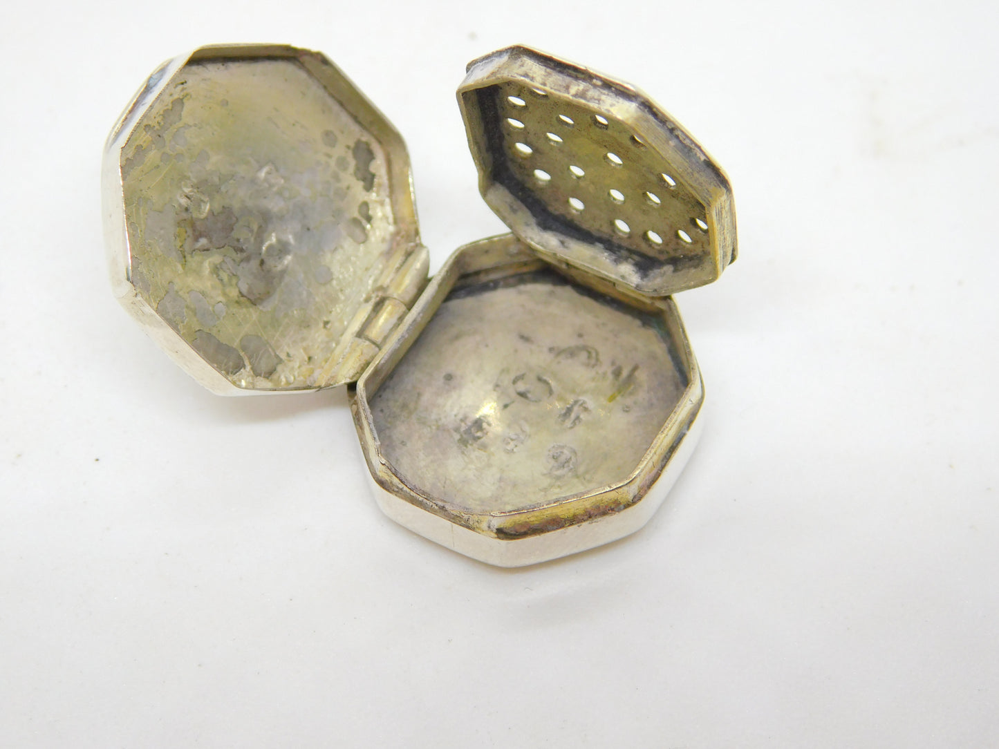 George III Sterling Silver Octagonal Vinaigrette Antique 1800 Birmingham