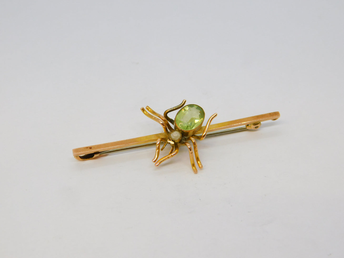 Edwardian 9ct Gold, Peridot & Seed Pearl Spider Insect Brooch Antique c1910