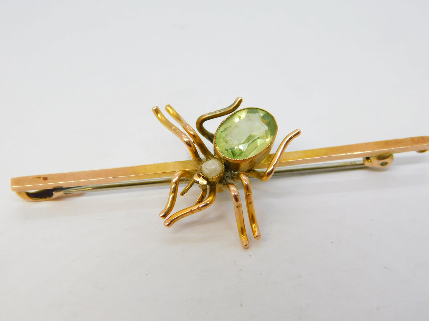 Edwardian 9ct Gold, Peridot & Seed Pearl Spider Insect Brooch Antique c1910