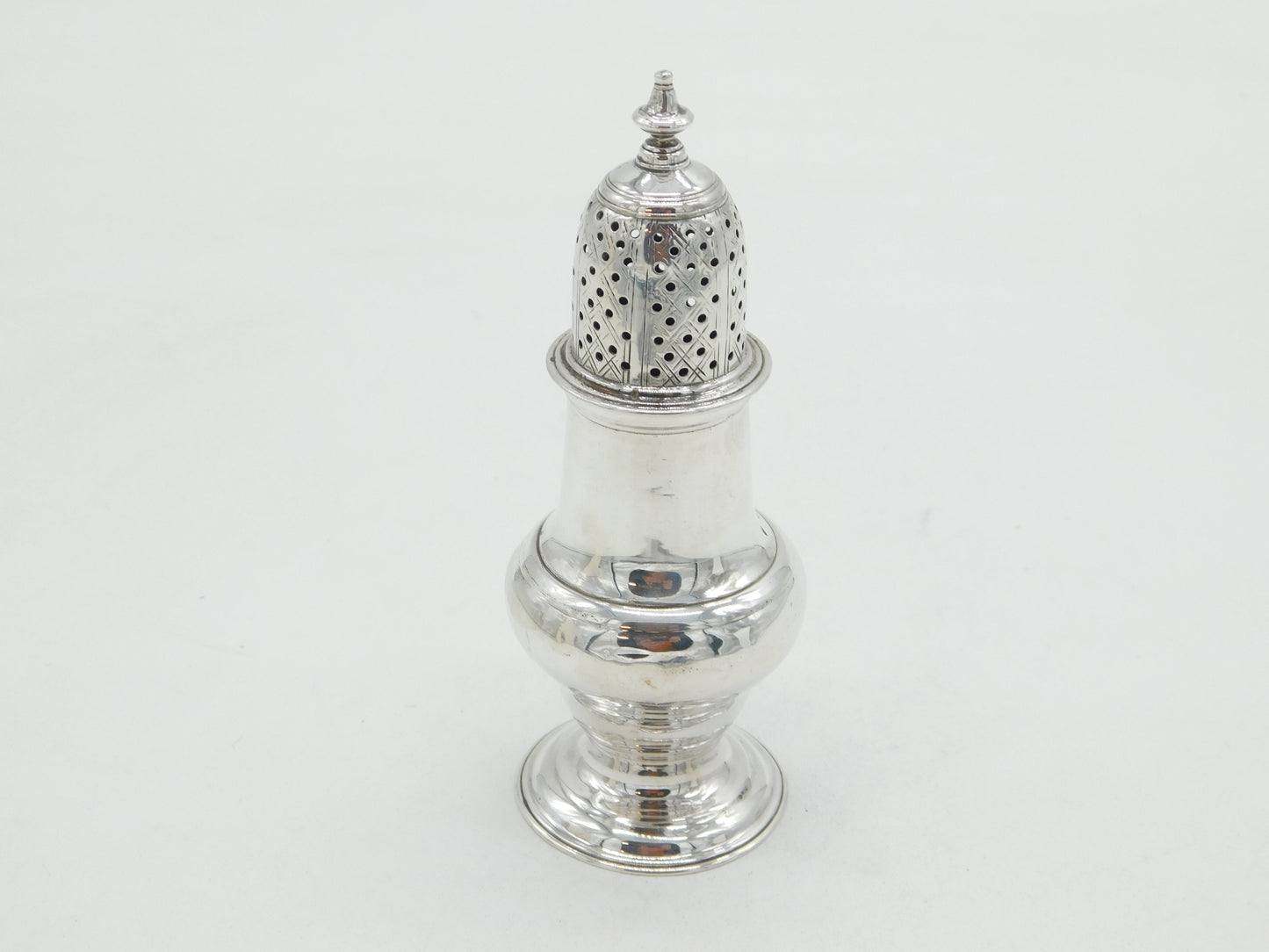 George II Sterling Silver Muffineer Caster Antique 1758 London John Delmester