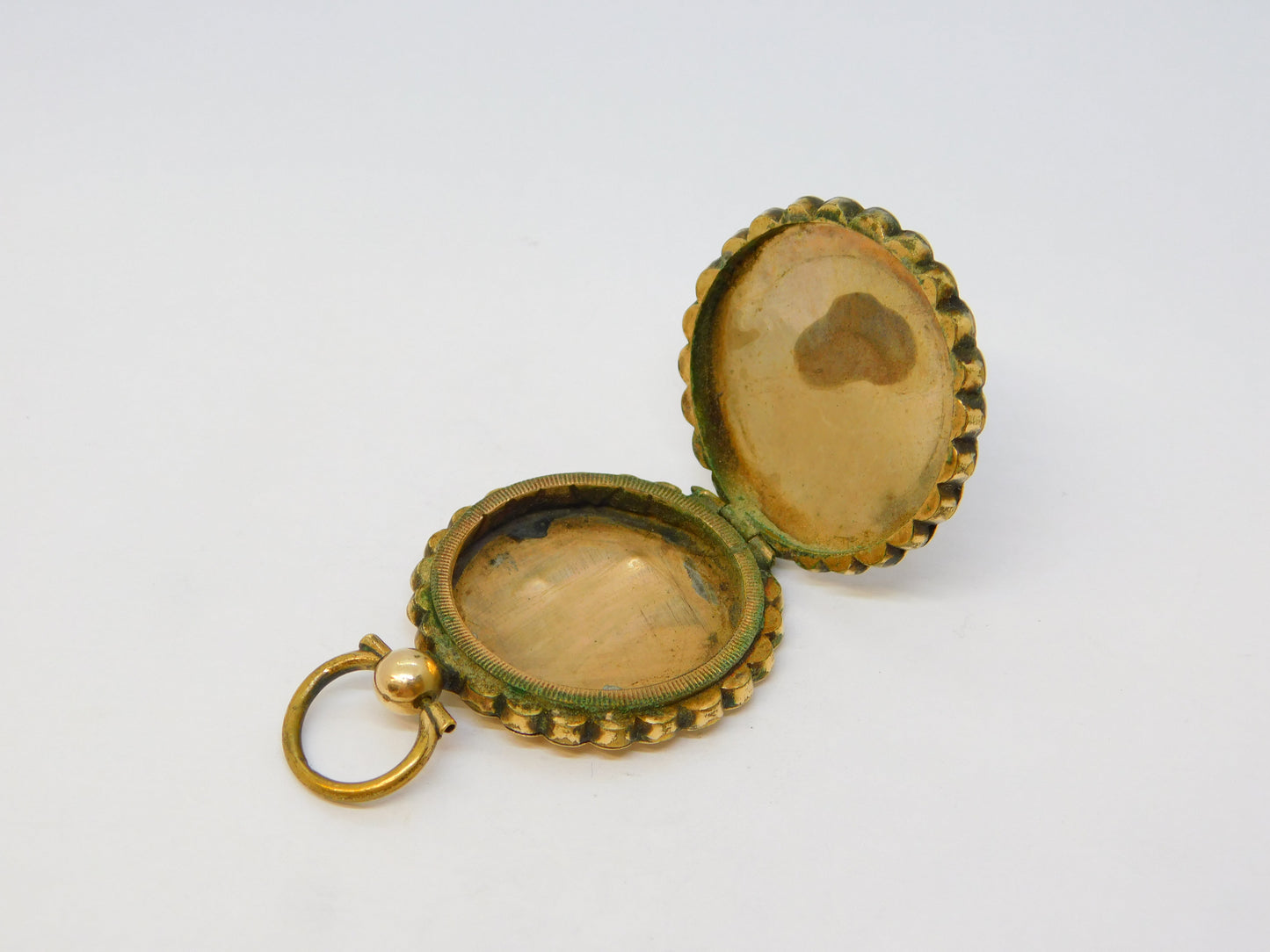 Victorian 9ct Yellow Back & Front Gold Buckle Form Locket Antique c1860