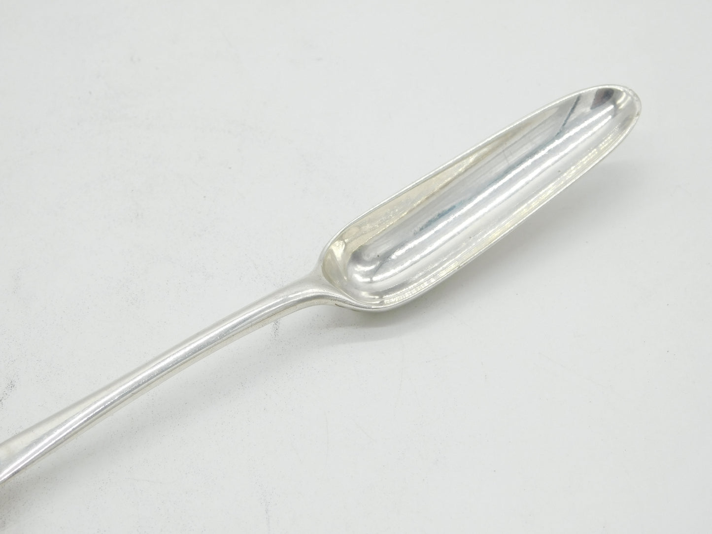George III Sterling Silver Lion Crest Bone Marrow Scoop Antique 1786 London
