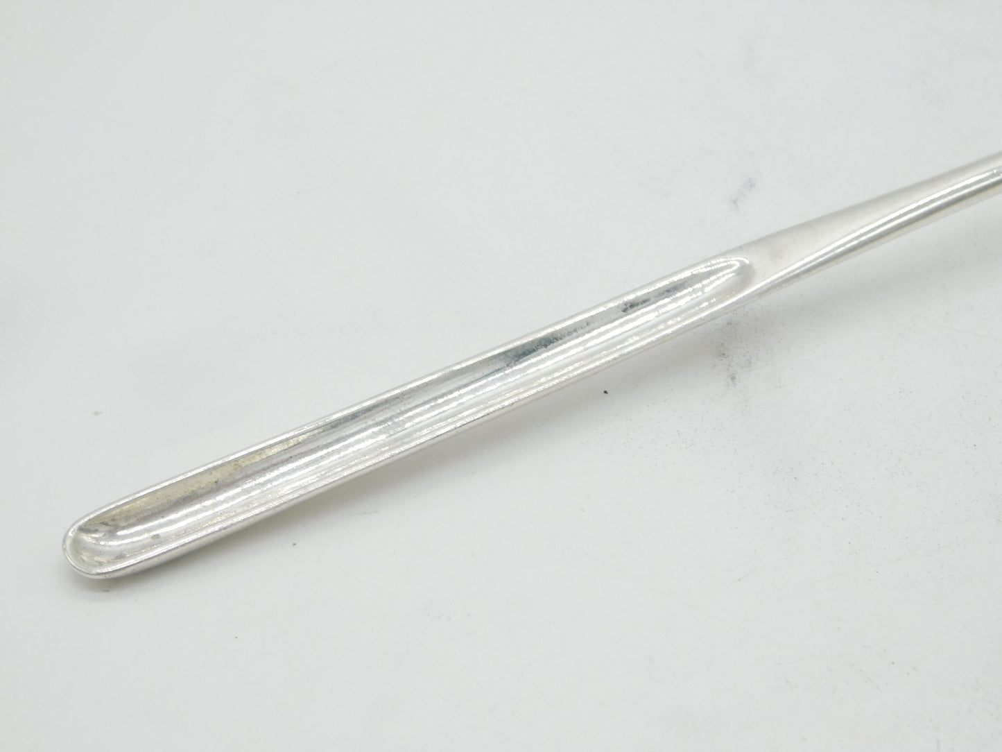 George III Sterling Silver Lion Crest Bone Marrow Scoop Antique 1786 London