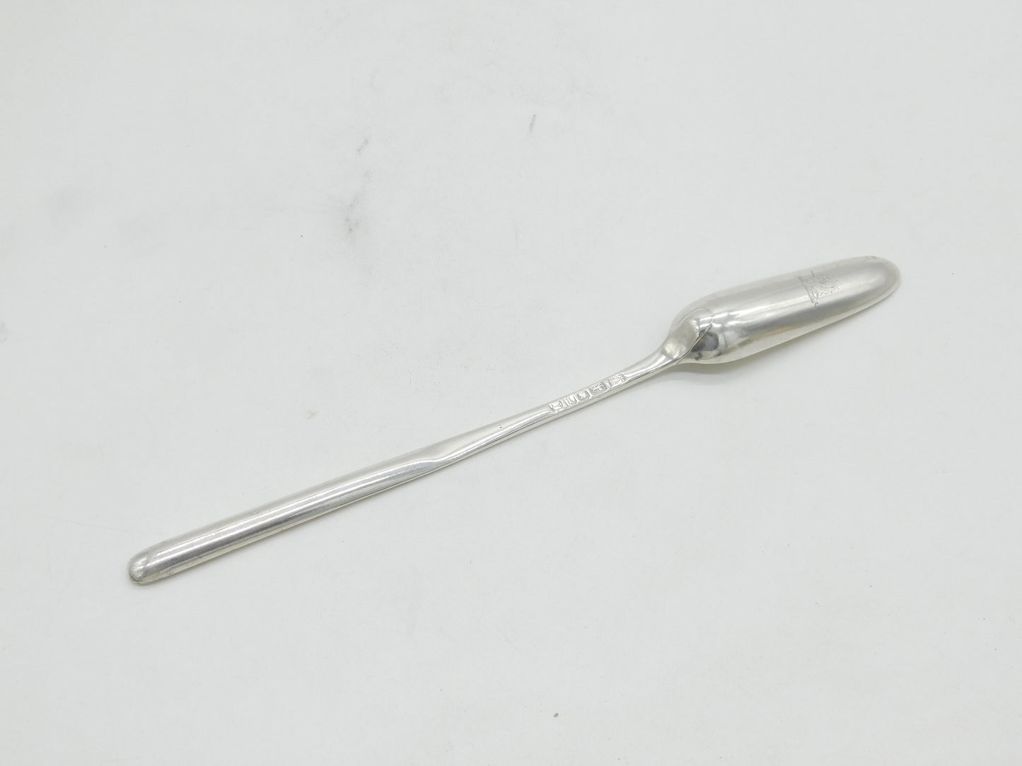 George III Sterling Silver Lion Crest Bone Marrow Scoop Antique 1786 London