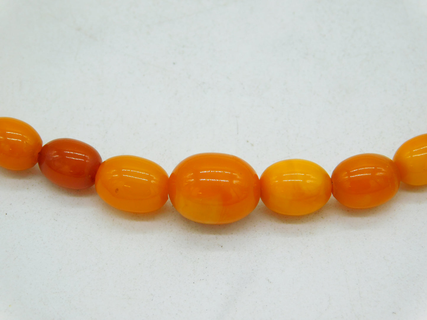 19th Century 9ct Yellow Gold Clasp Butterscotch Amber Graduating Necklace Antique c1860