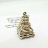 Sterling Silver Openable 'Couple In The Cake' Charm Vintage c1970