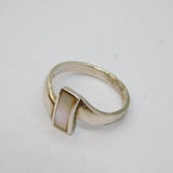 Sterling Silver Mother Of Pearl Zigzag Dress Band Ring Modern c1990 Size J 1/2