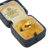 Victorian Boxed 18ct Gold & 0.1ct Diamond Gypsy Ring Antique c1890s