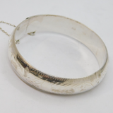 Sterling Silver Etched Floral Pattern Hinged Bangle Bracelet Vintage c1970's