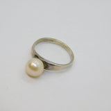Sterling Silver Pearl Solitaire Studio Dress Ring Modern c1990 Size L 1/2