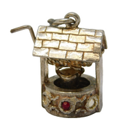 Sterling Silver Wishing Well Charm Pendant Vintage c1970