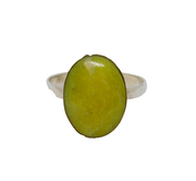 Sterling Silver Yellow-Green Hardstone Oval Dress Ring Vintage c1970 Size R