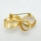 Gold Plated Pearl Set Textured Ribbon Form Brooch Vintage c1970