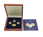 London Mint Boxed '2008 Undated Twenty Pence' Three-Part Coin Set