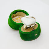 Sterling Silver Natural White Stone Swirl Front Studio Ring Vintage c1990 Size P